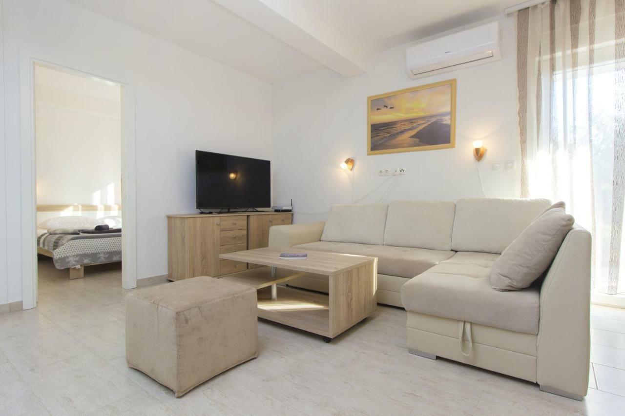 Apartmani Gabriella Vodice Luaran gambar