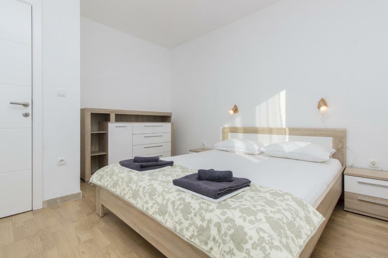 Apartmani Gabriella Vodice Luaran gambar