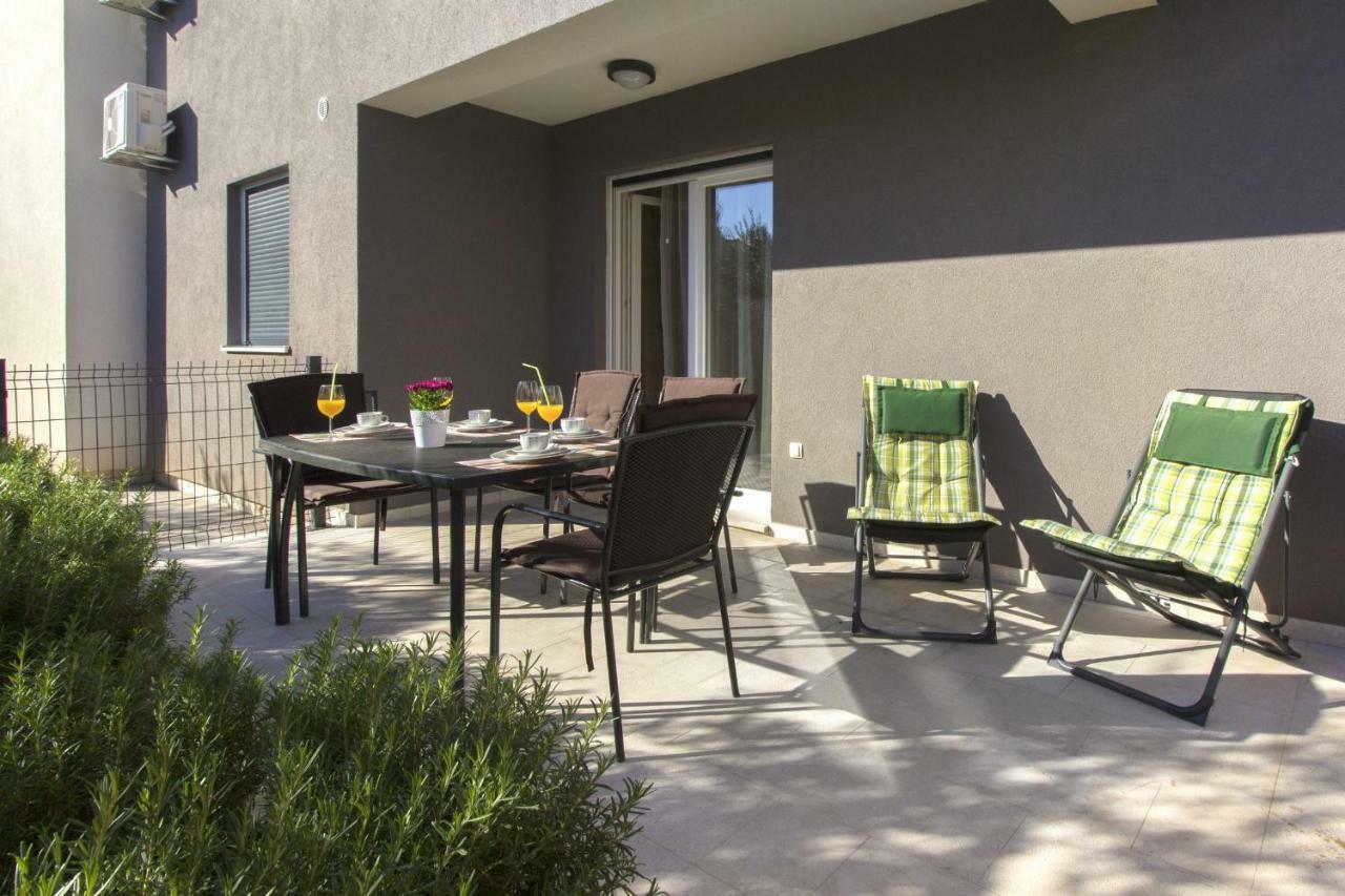 Apartmani Gabriella Vodice Luaran gambar